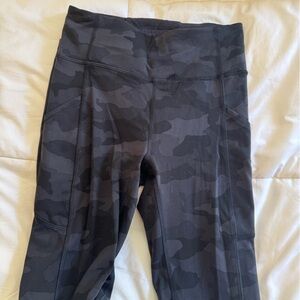 Lululemon yoga leggings